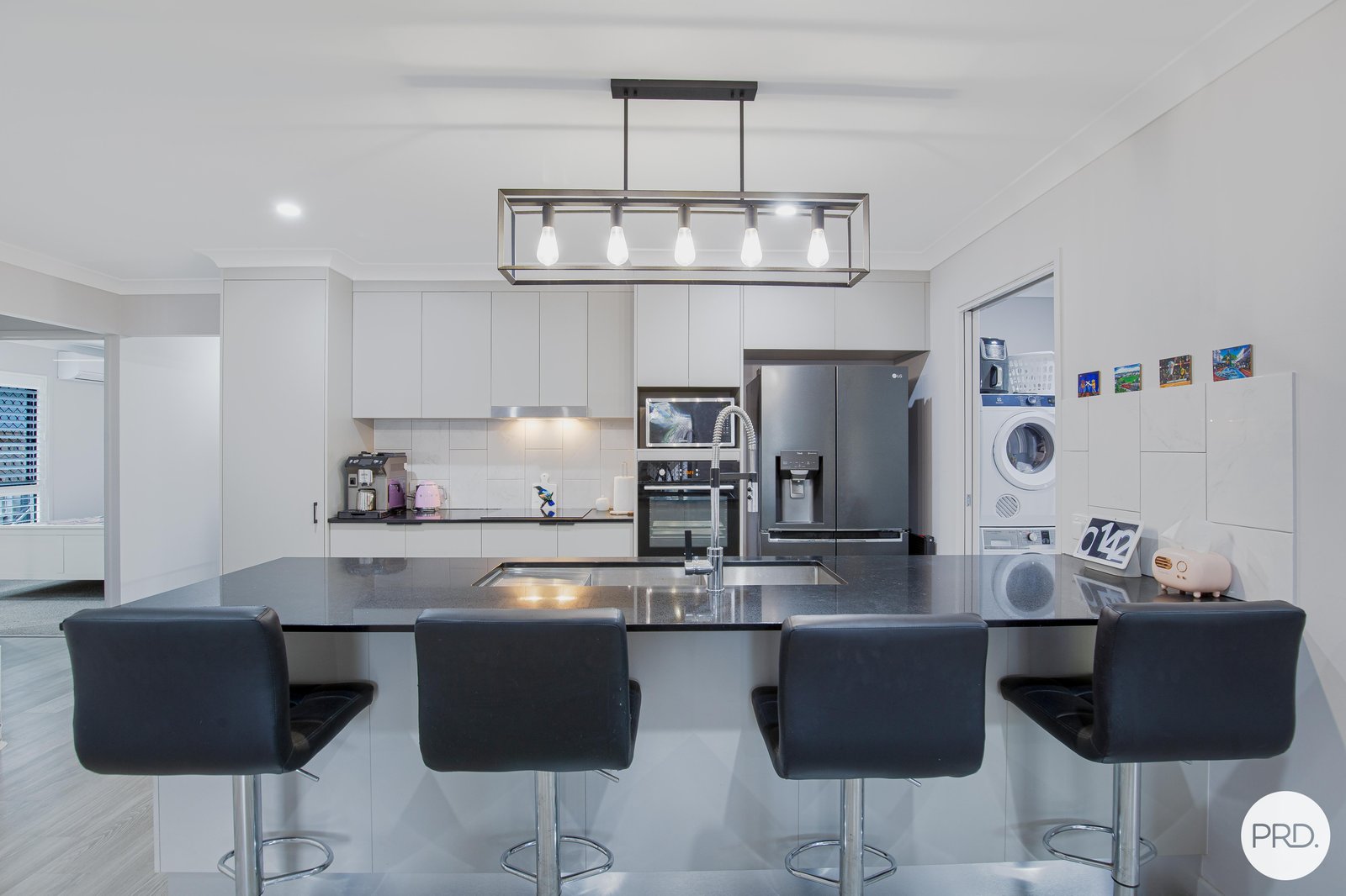 8 Yea Court BEACONSFIELD 4