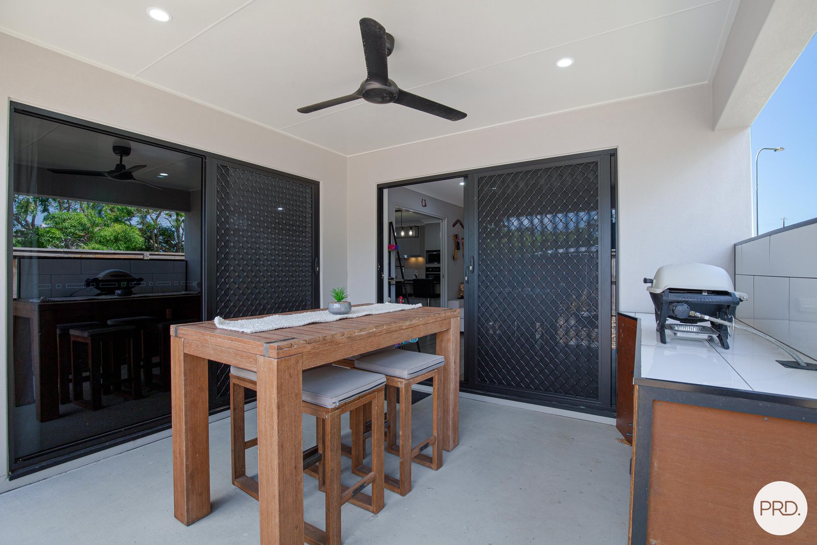 8 Yea Court BEACONSFIELD 13