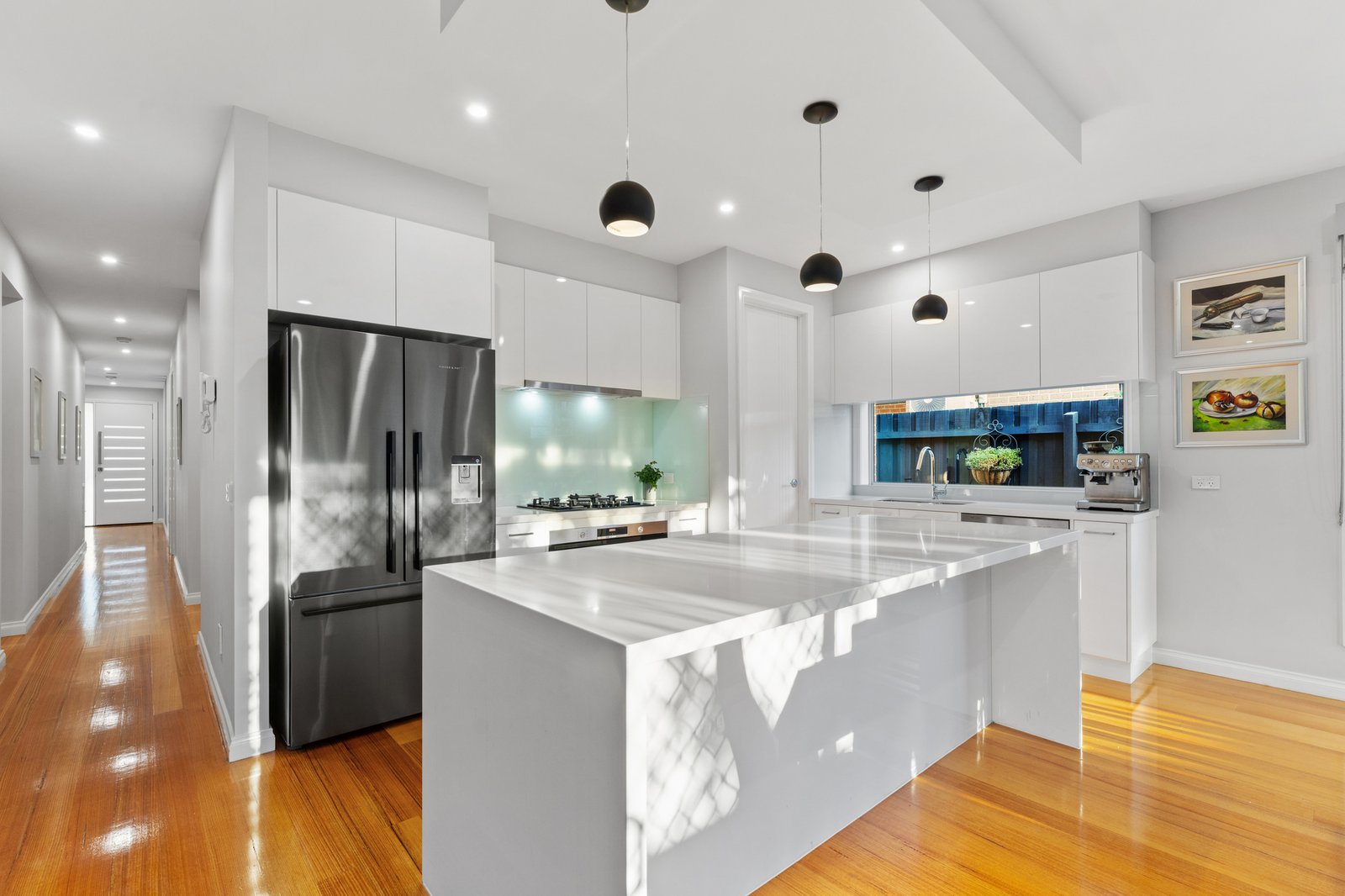 Gallery: 8 Yellowbox Drive