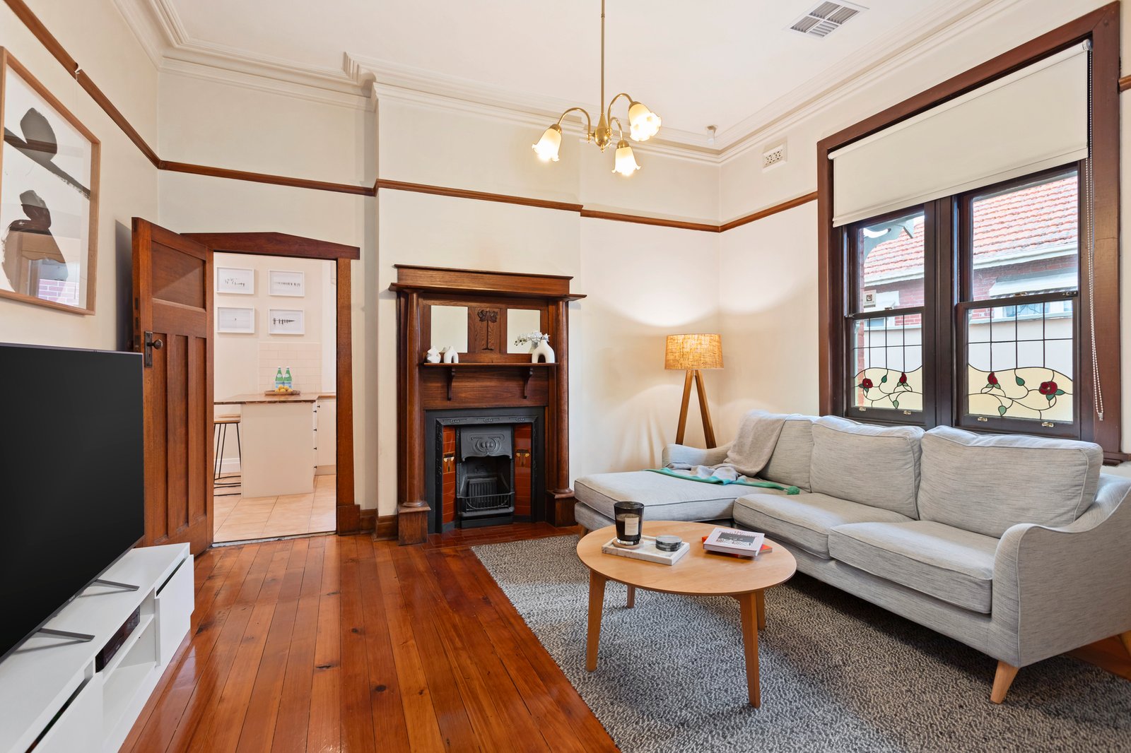 Real Estate and Property in 8 Yendon Road, Carnegie, VIC