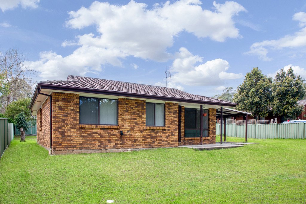 8 Yeoman Avenue METFORD 14