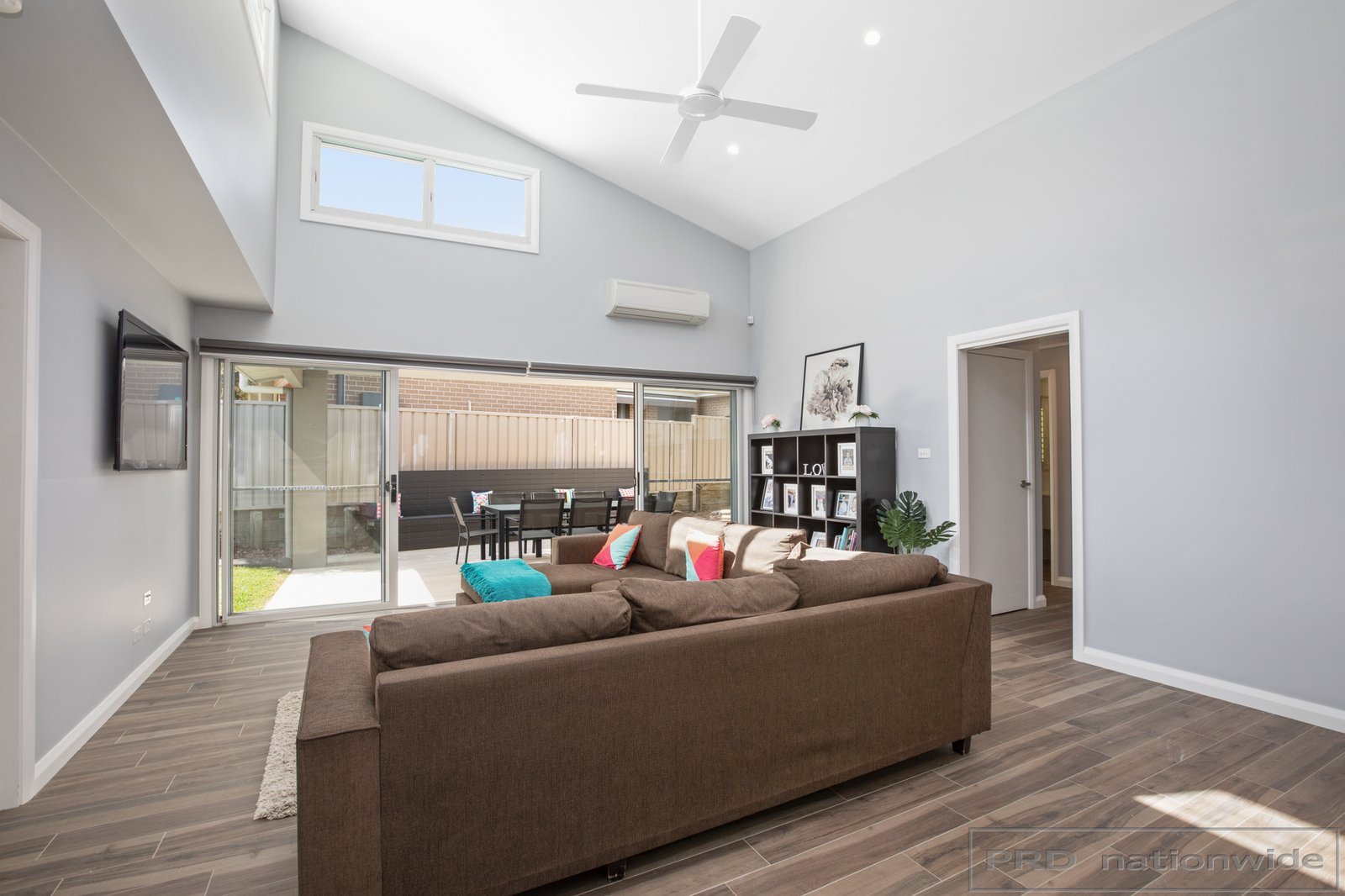 8 York Place RAWORTH 10