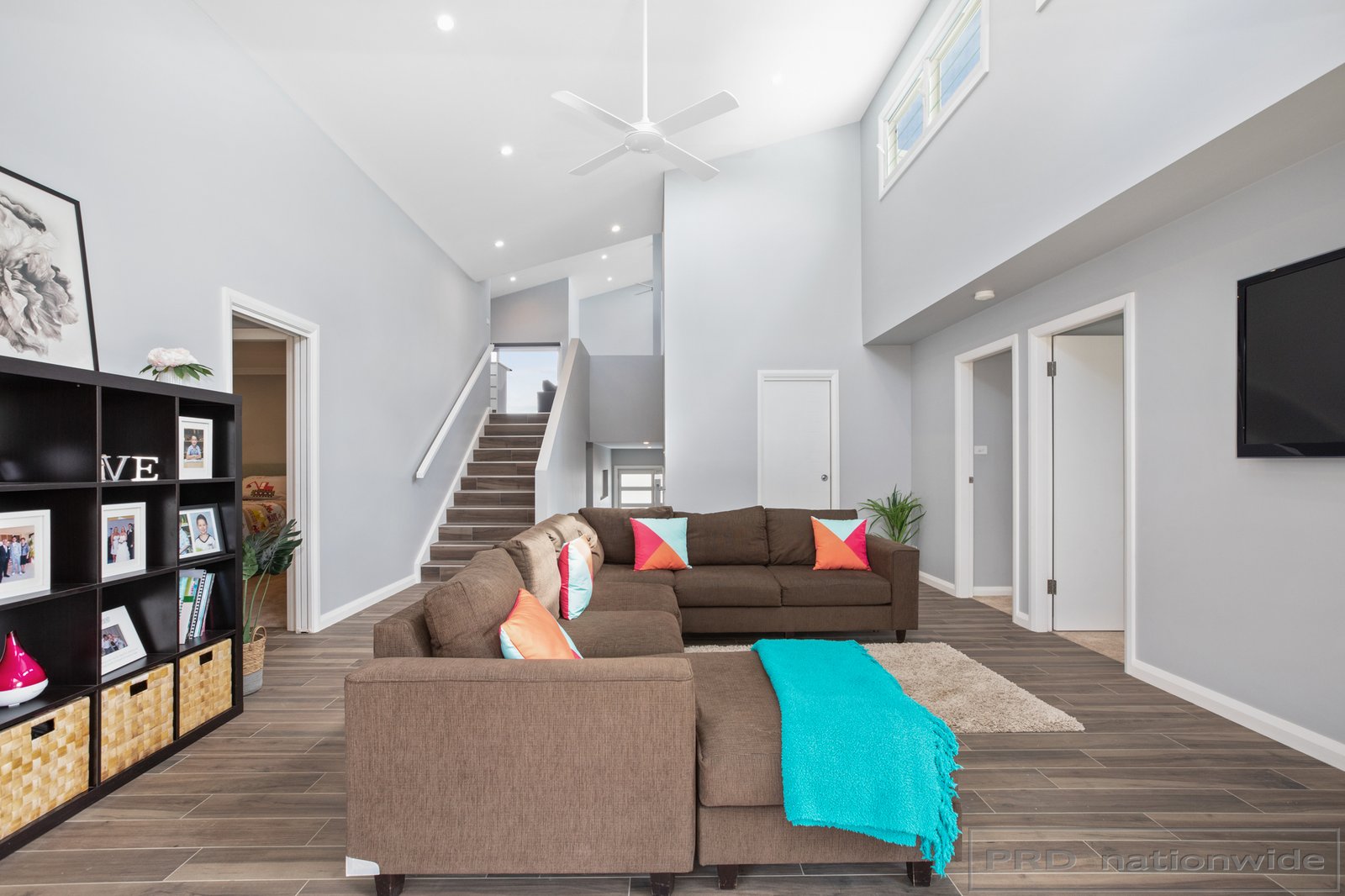 8 York Place RAWORTH 11