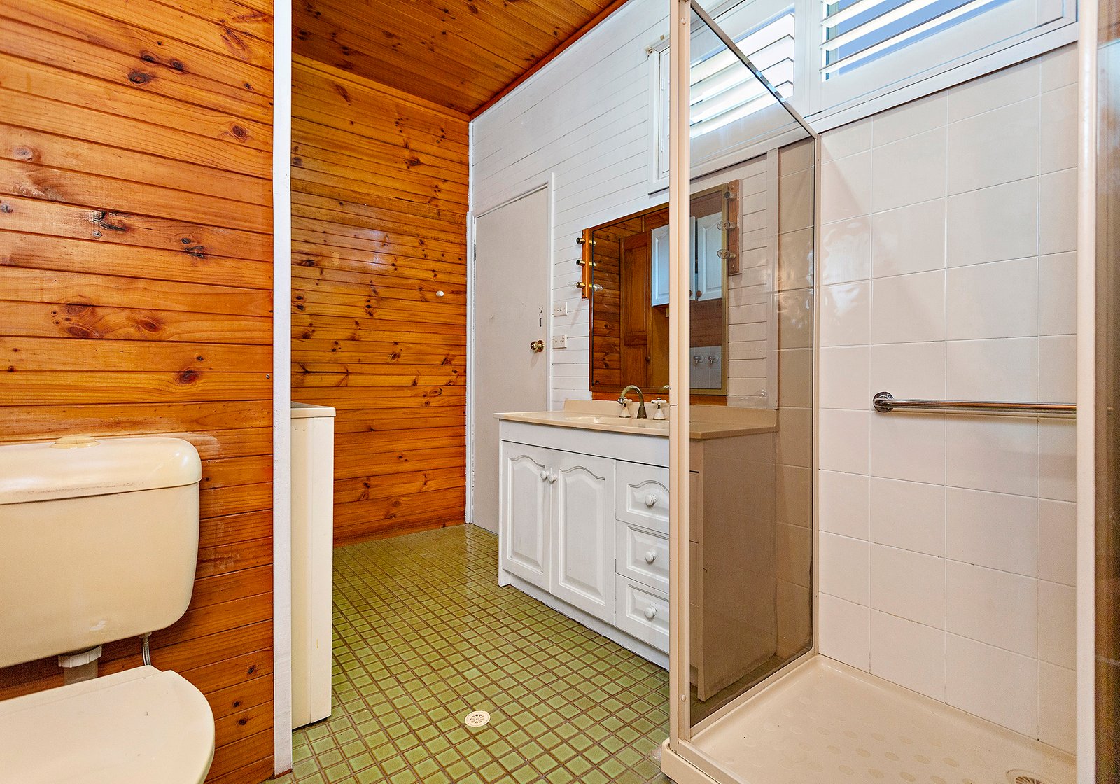 8 Yorkshire Rd DAPTO 5