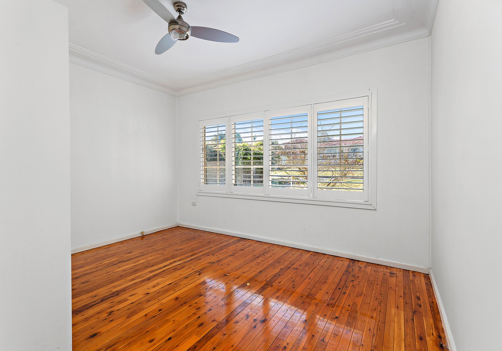 8 Yorkshire Rd DAPTO 7