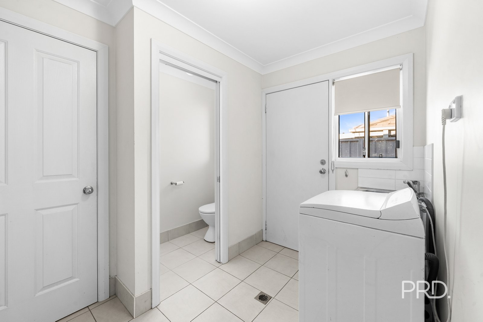 8 Yulong Street GLENFIELD PARK 10