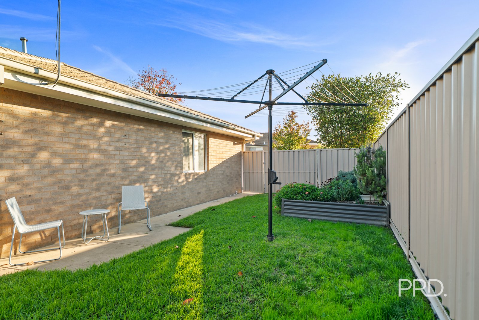 8 Yulong Street GLENFIELD PARK 11
