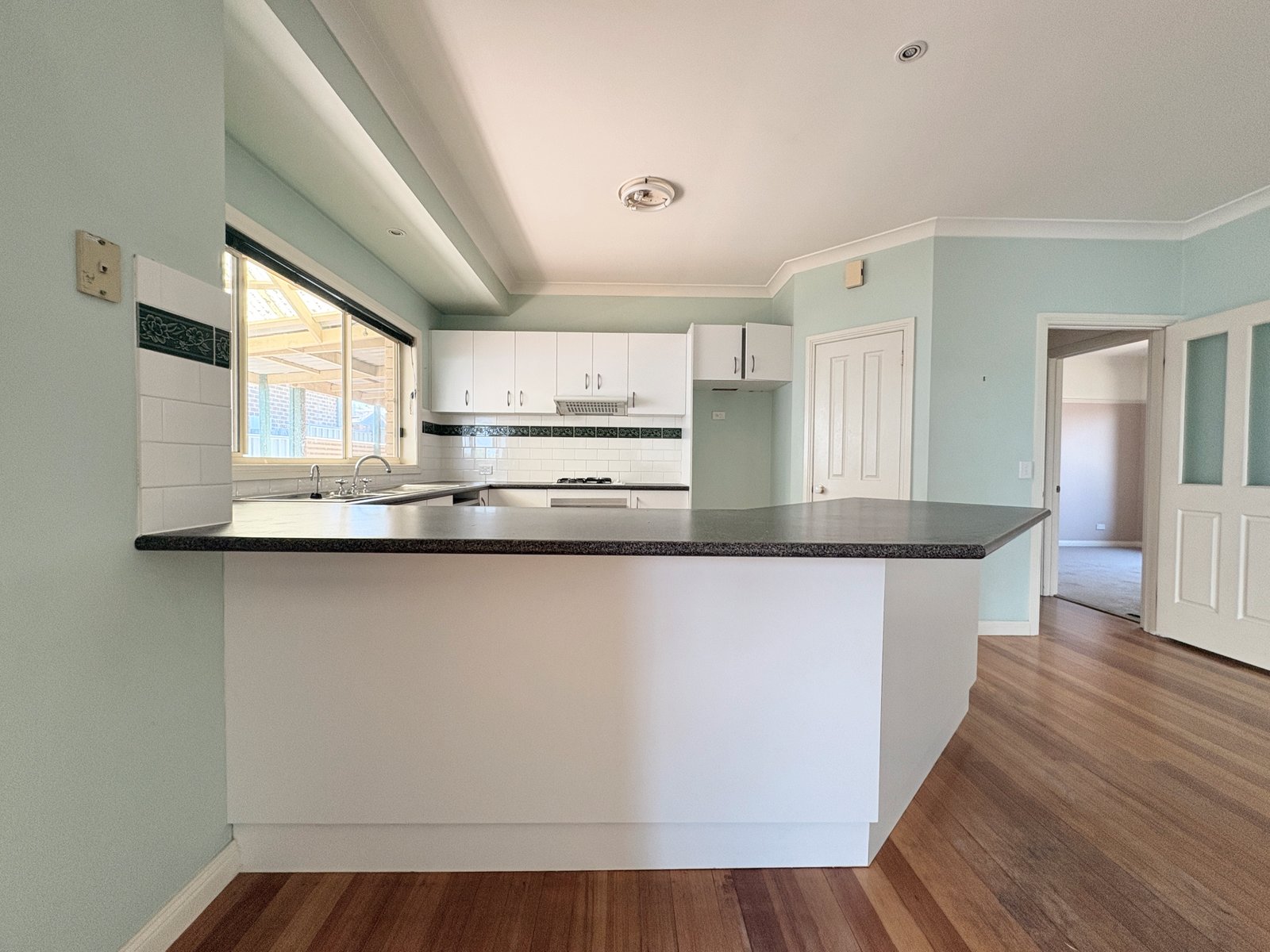 Gallery: 80 Beacon Point Road