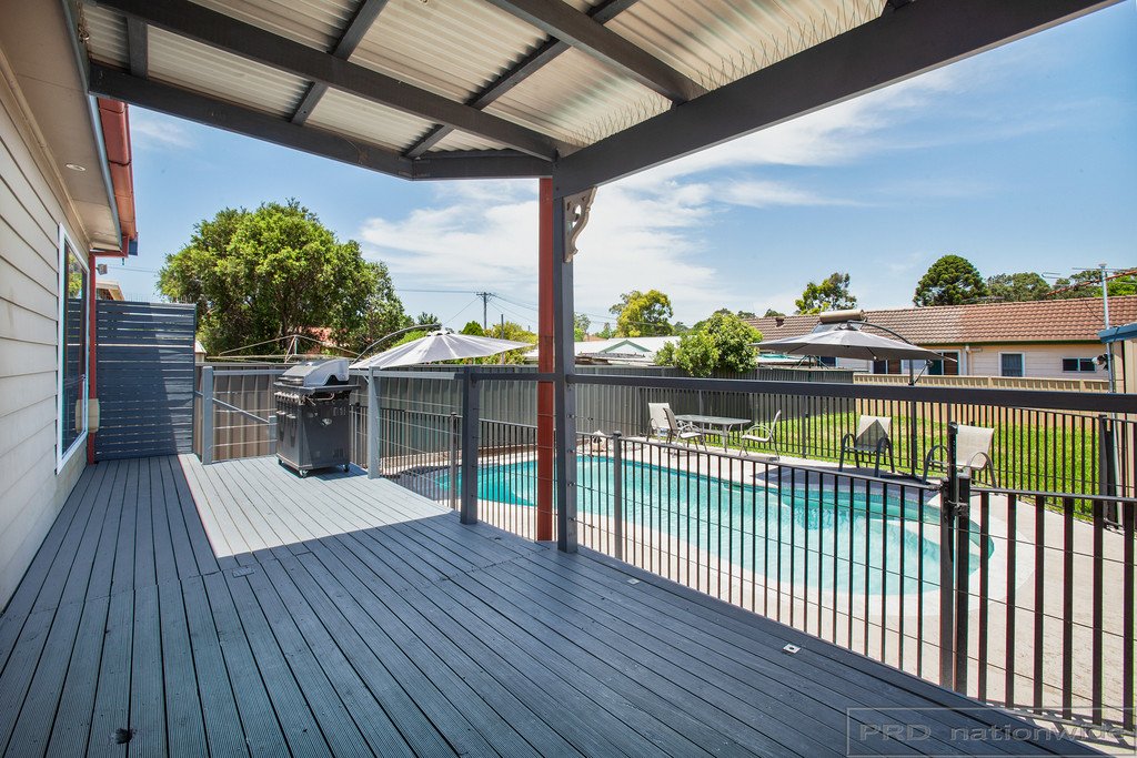 80 Beresford Avenue BERESFIELD 17