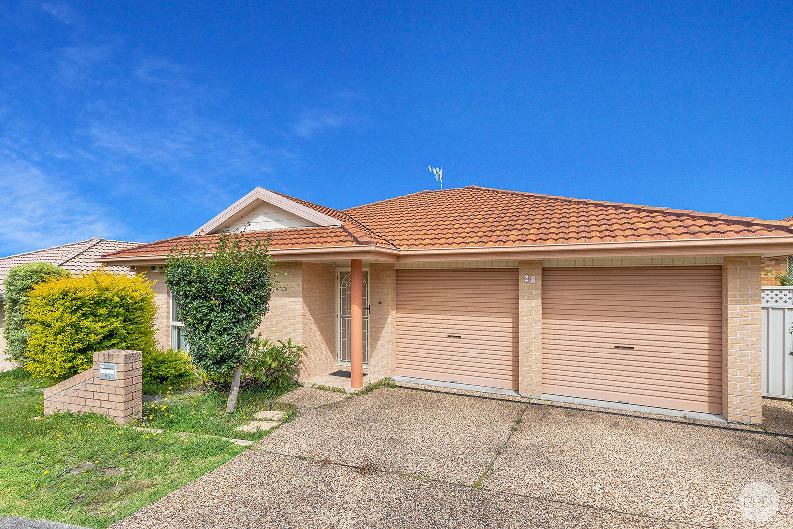 80 Bonito Street CORLETTE 1