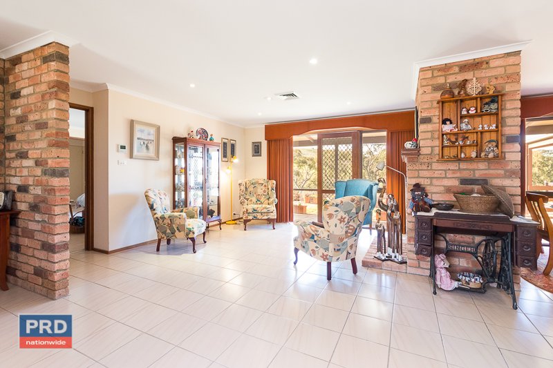 80 Canning Close WAMBOIN 11