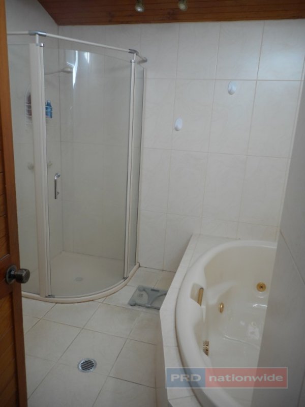 80 Dalhunty Street TUMUT 4