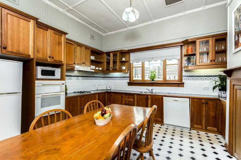 Gallery: 80 Fitzroy Street