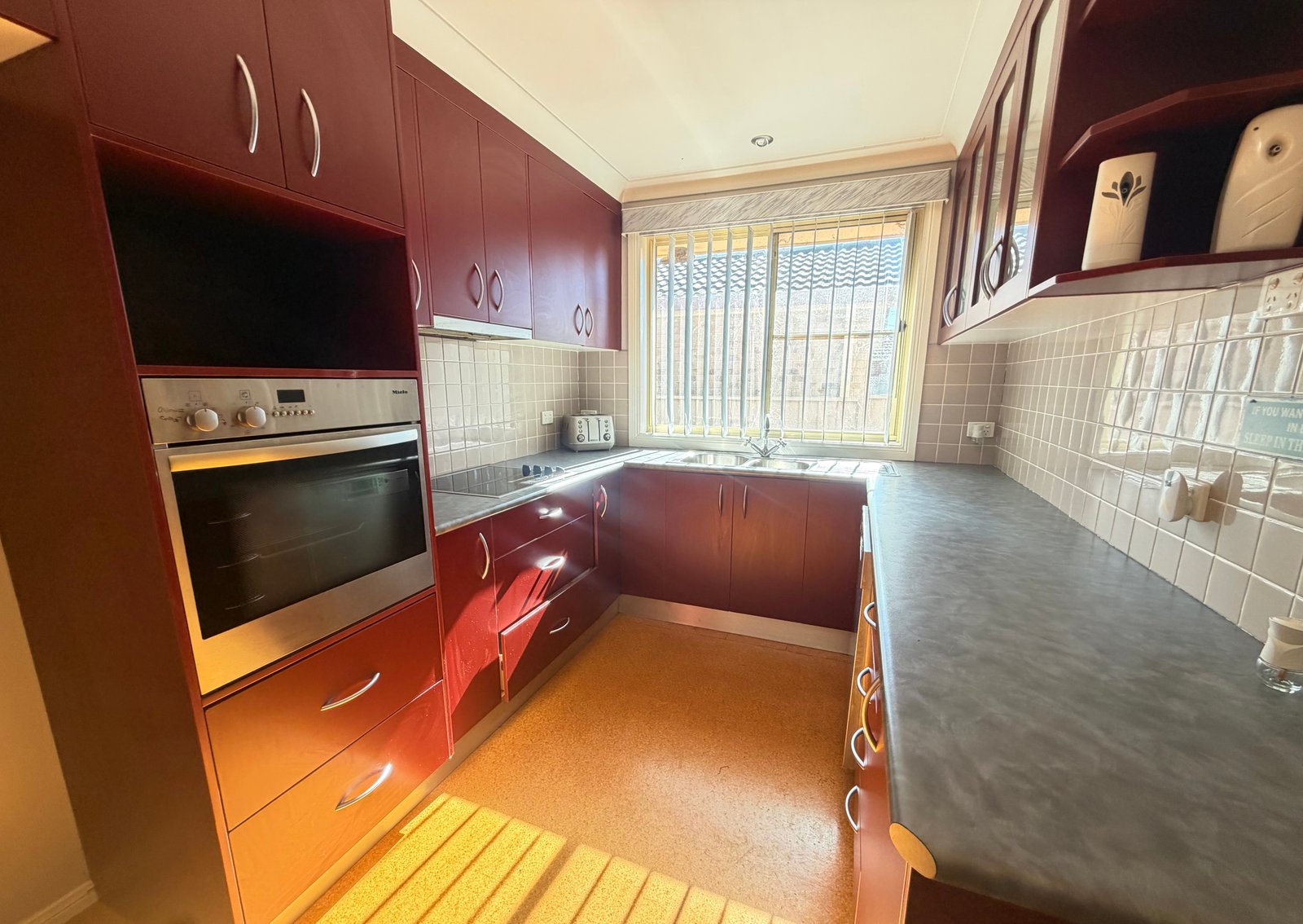 80 Glengarvin Drive TAMWORTH 7