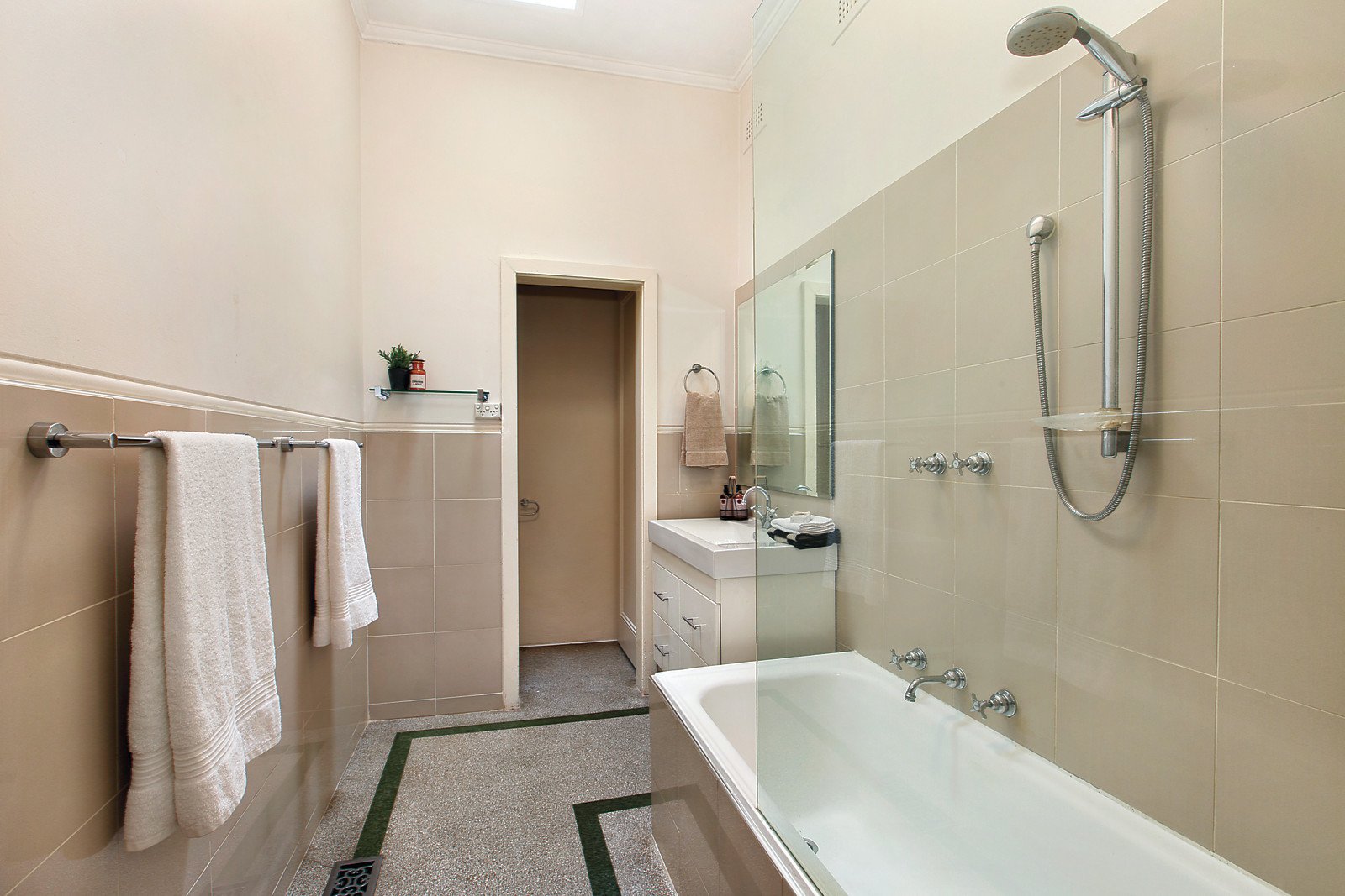 80 Highfield Road, Canterbury, VIC