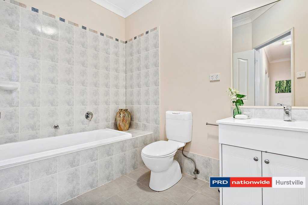 80 Hillcrest Ave  HURSTVILLE GROVE 9