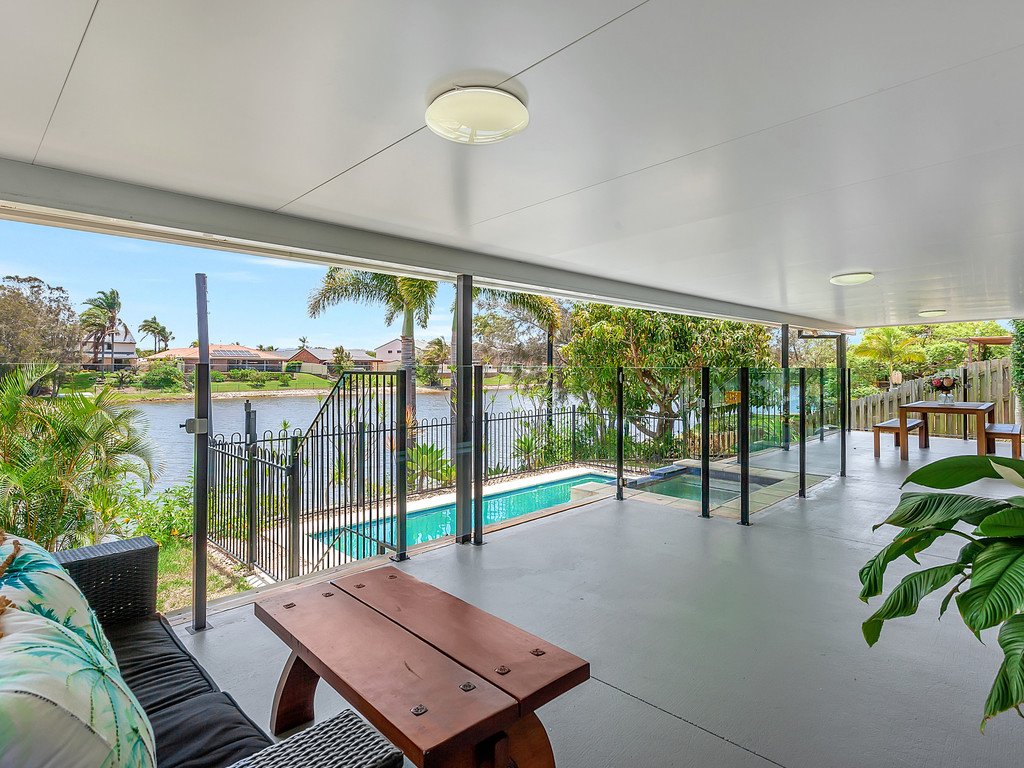 80 Jabiru Ave BURLEIGH WATERS 11