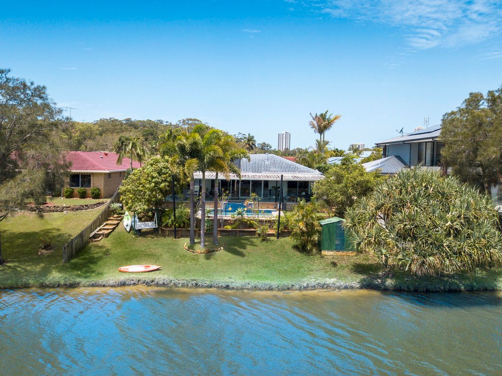 80 Jabiru Ave BURLEIGH WATERS 24