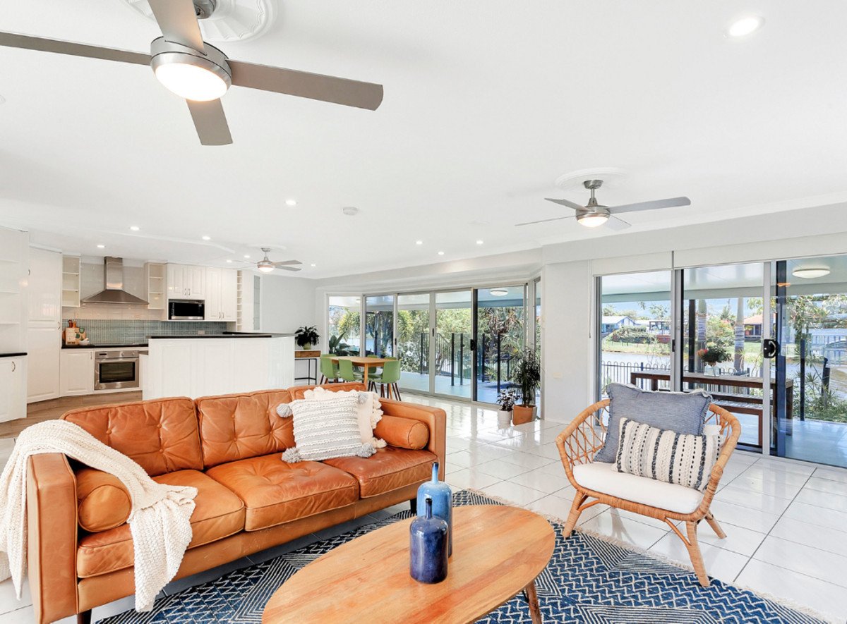 80 Jabiru Avenue BURLEIGH WATERS 4