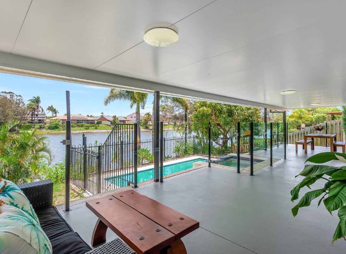 80 Jabiru Avenue BURLEIGH WATERS 3
