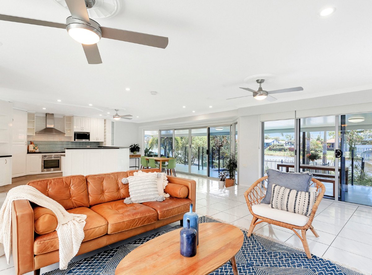 80 Jabiru Avenue BURLEIGH WATERS 4