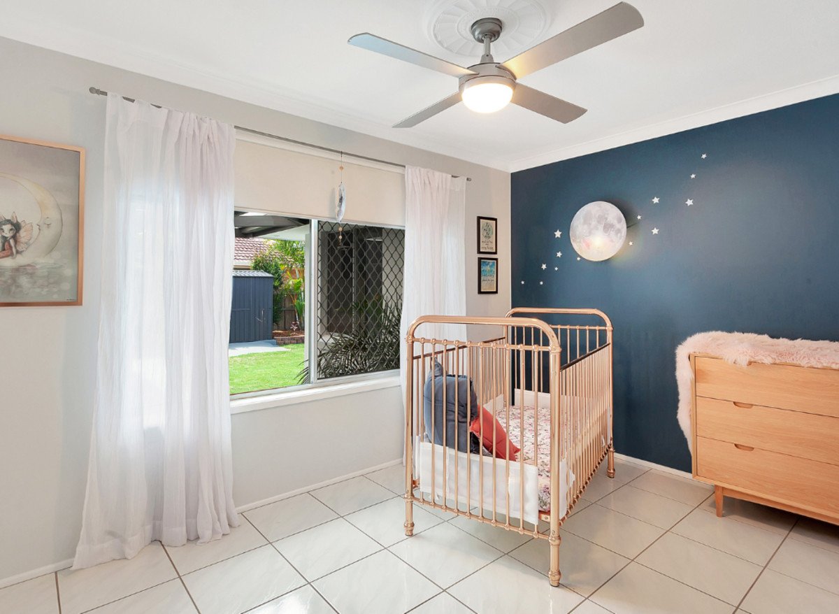 80 Jabiru Avenue BURLEIGH WATERS 14