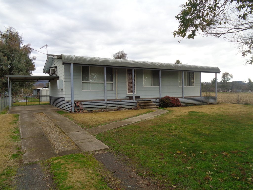 80 Lacmalac Road TUMUT 1