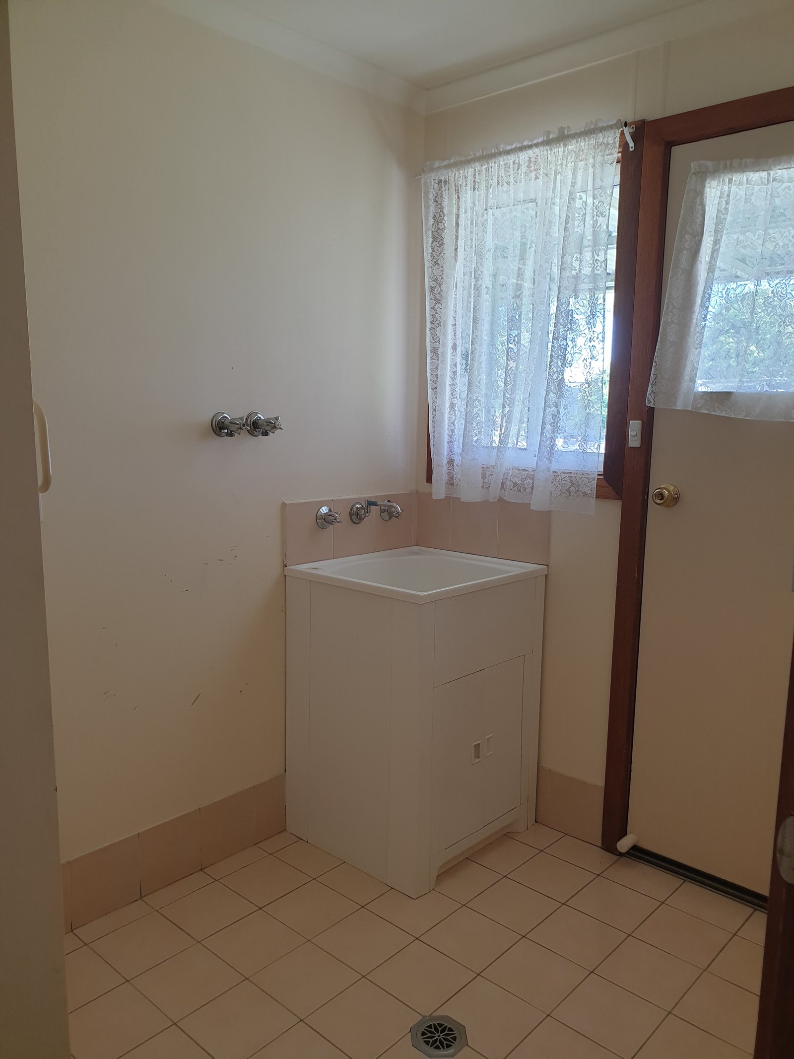 80 Lacmalac Road TUMUT 11