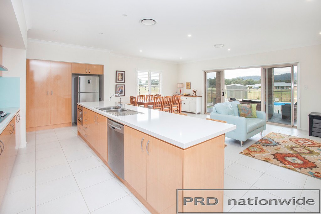 80 Lomandra Circuit PATERSON 4