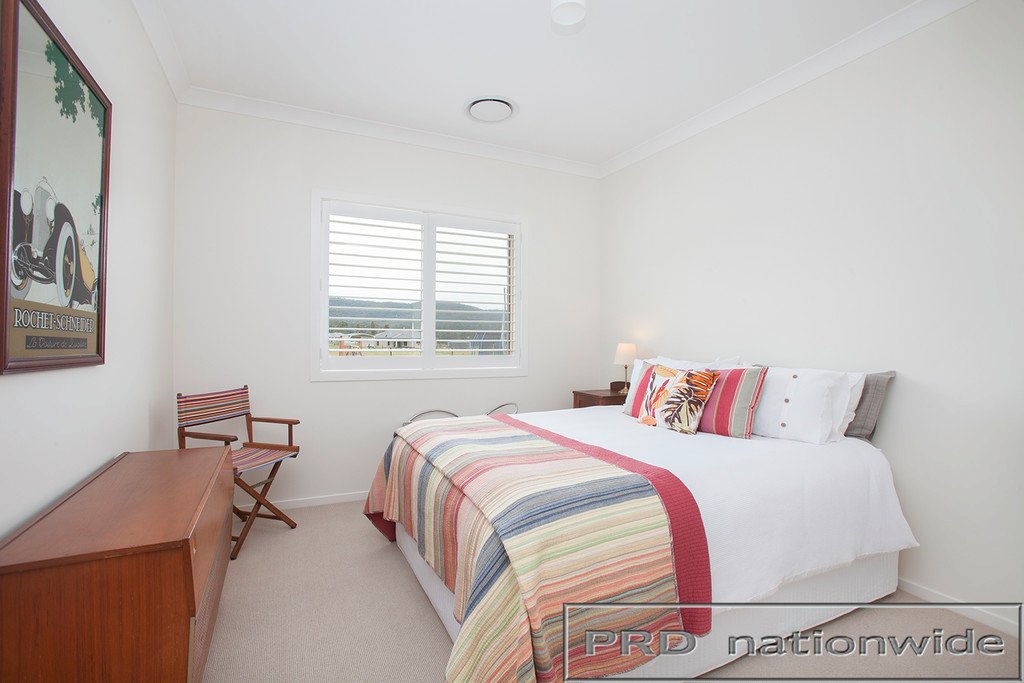 80 Lomandra Circuit PATERSON 13