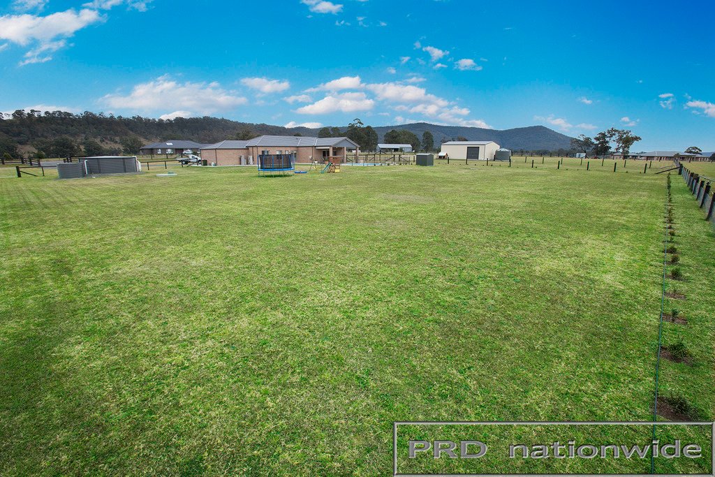 80 Lomandra Circuit PATERSON 18