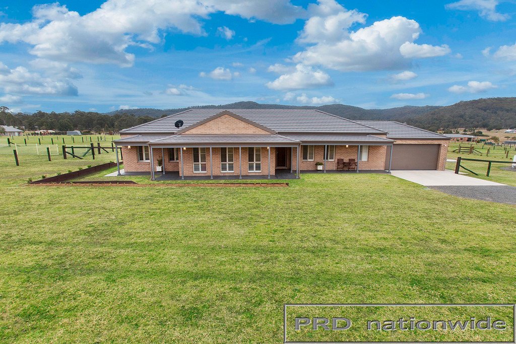 80 Lomandra Circuit PATERSON 24