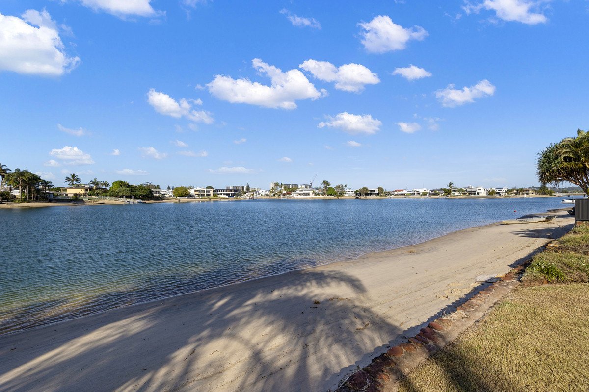 80 Mallawa Drive Palm Beach 14