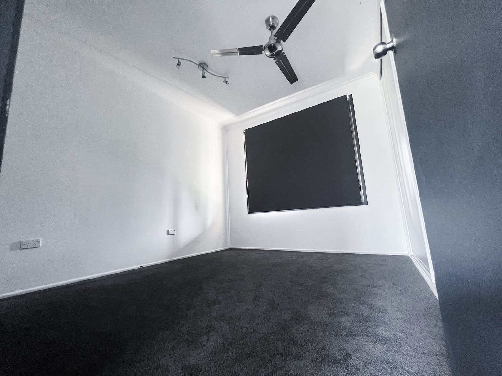 80 MALPAS Street BOYNE ISLAND 9