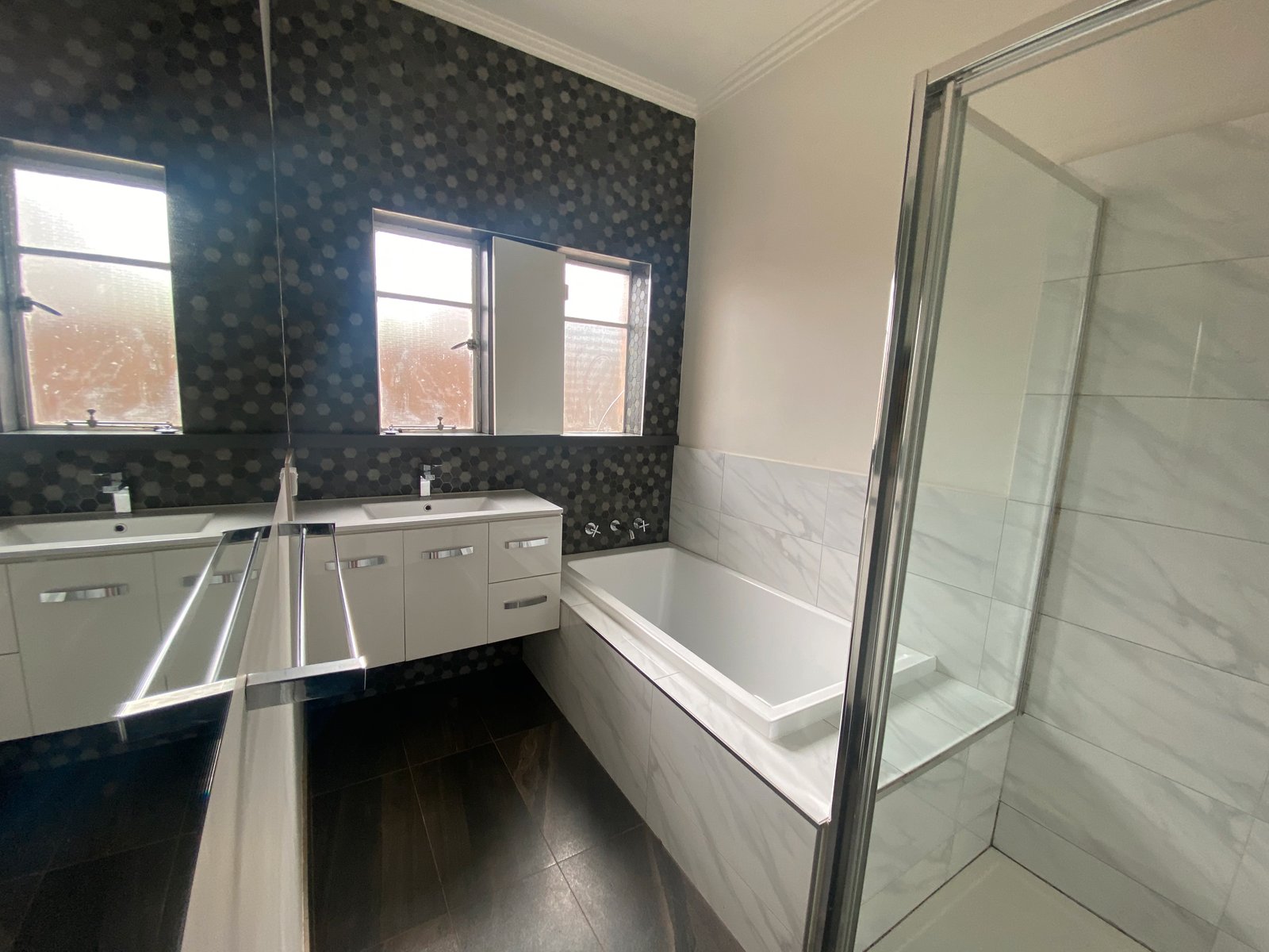 Gallery: 80 Millewa Avenue