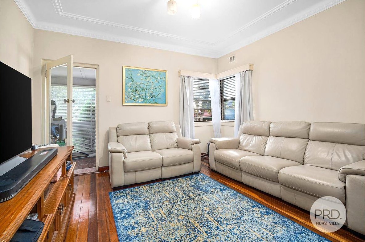 80 Monaro Avenue KINGSGROVE 2
