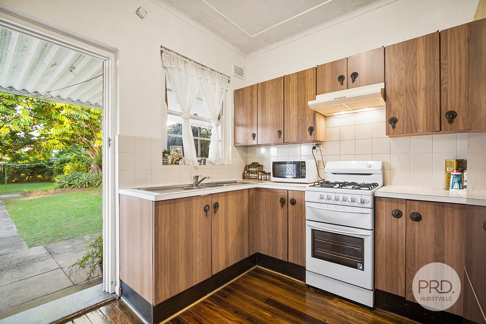 80 Monaro Avenue KINGSGROVE 3