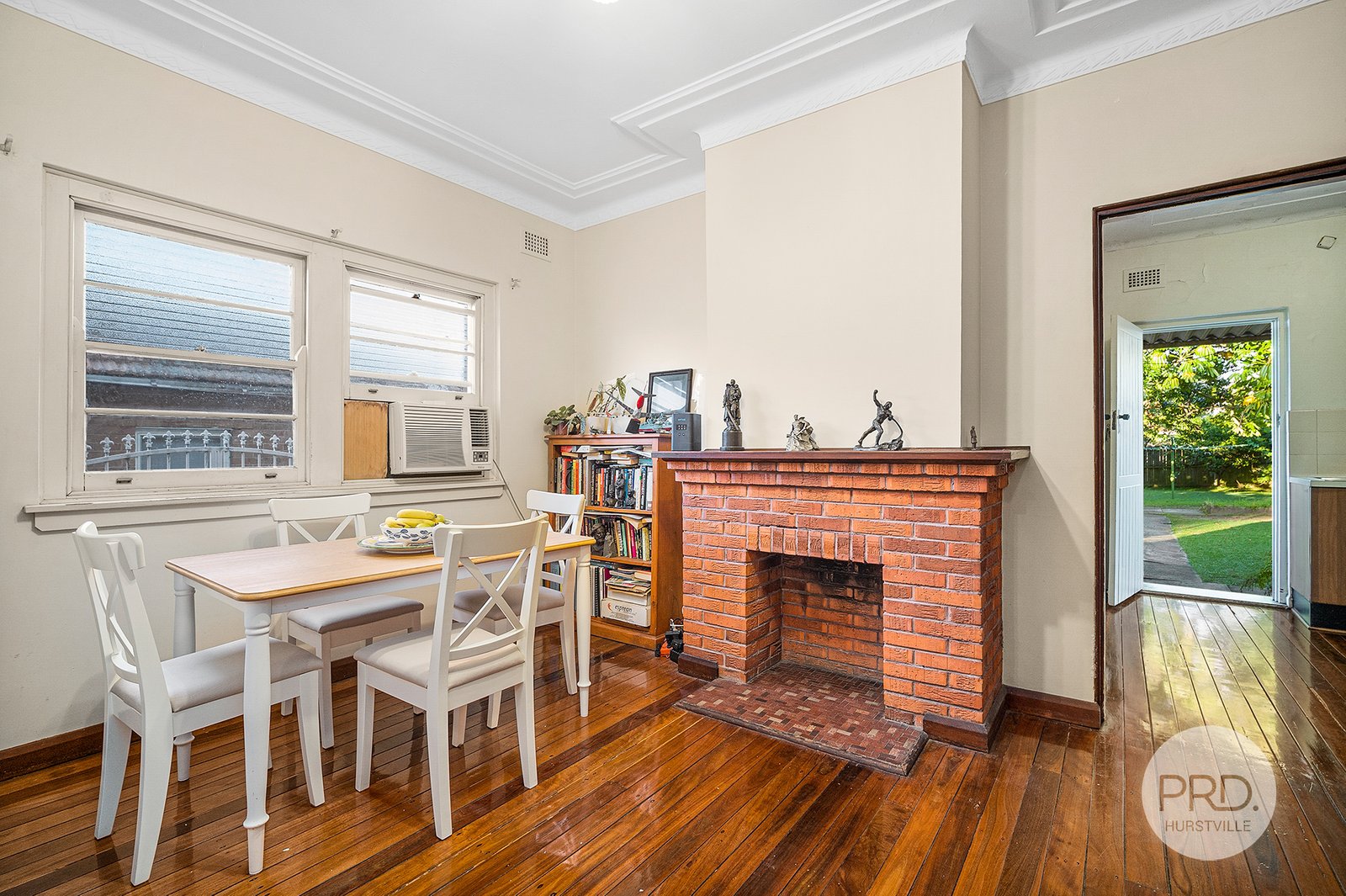 80 Monaro Avenue KINGSGROVE 4