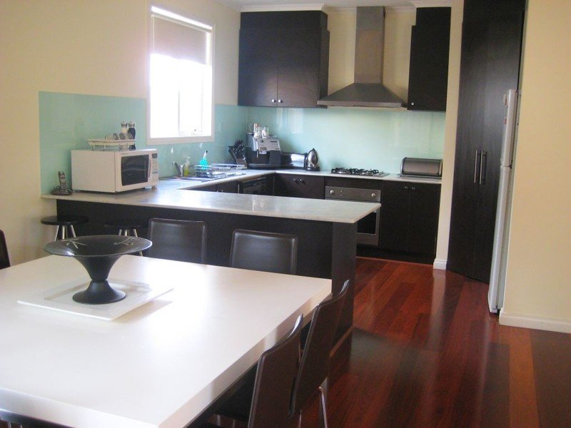 Gallery: 80 Ovens Street