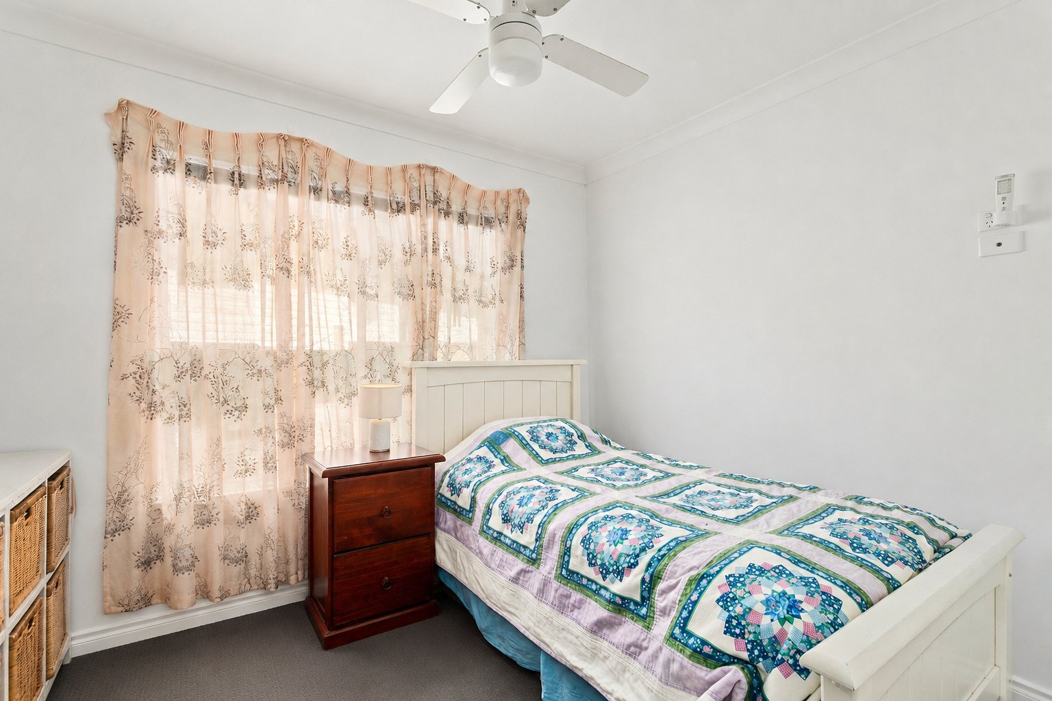 80 Queen Street LAKE ILLAWARRA 8