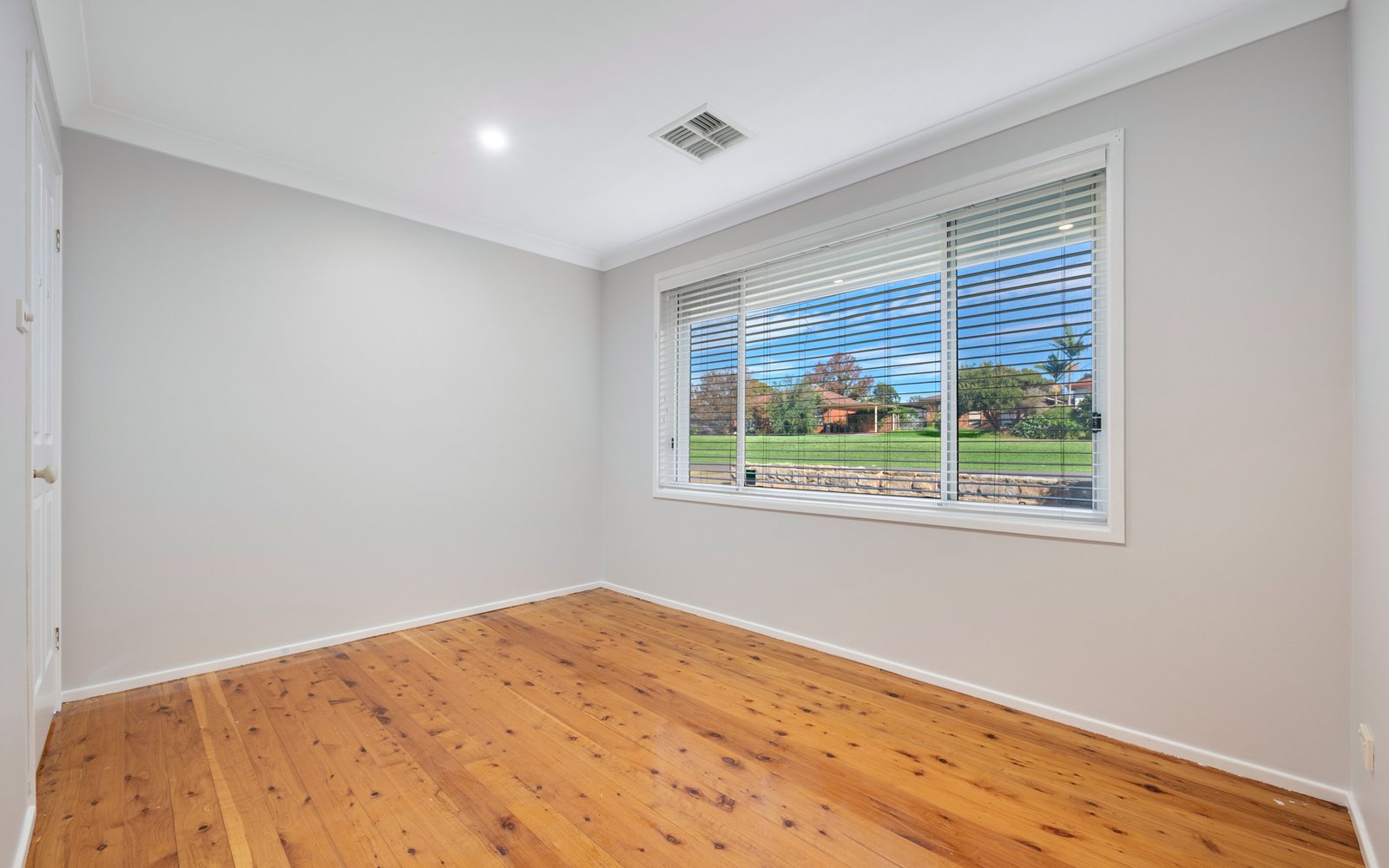 80 Richmond Road CAMBRIDGE PARK 6