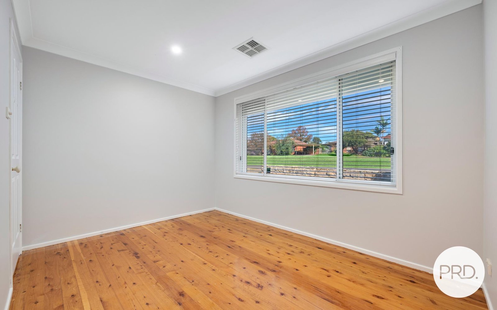 80 Richmond Road CAMBRIDGE PARK 7