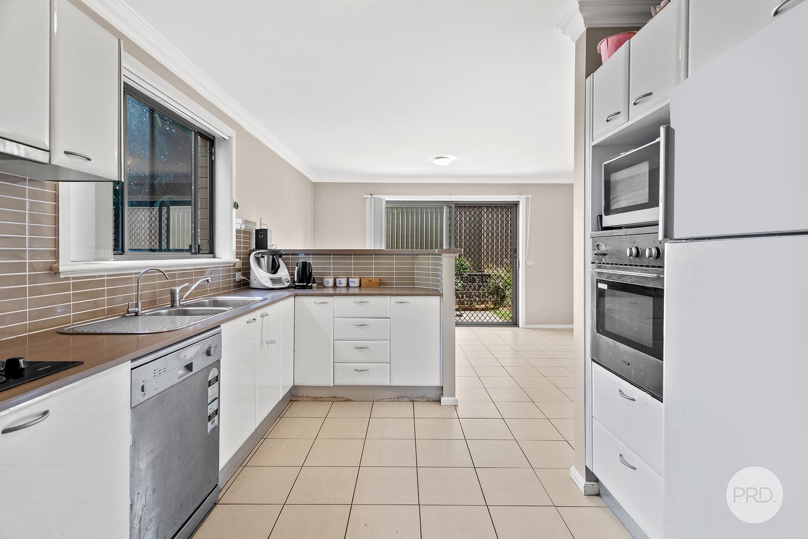 80 Rigney Street SHOAL BAY 8