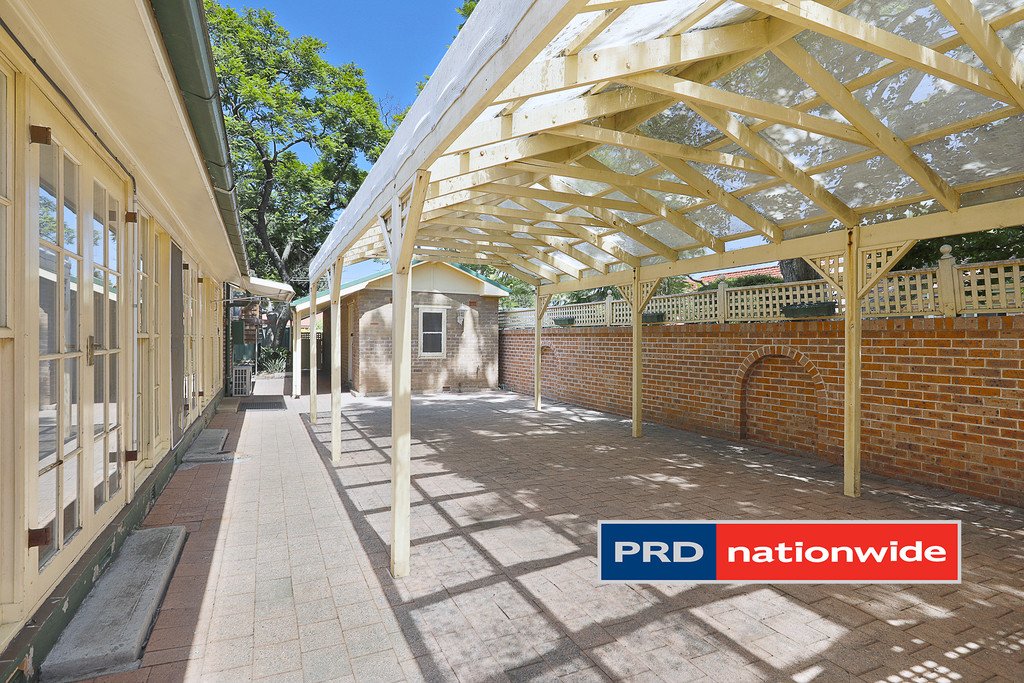 80 River Road EMU PLAINS 7