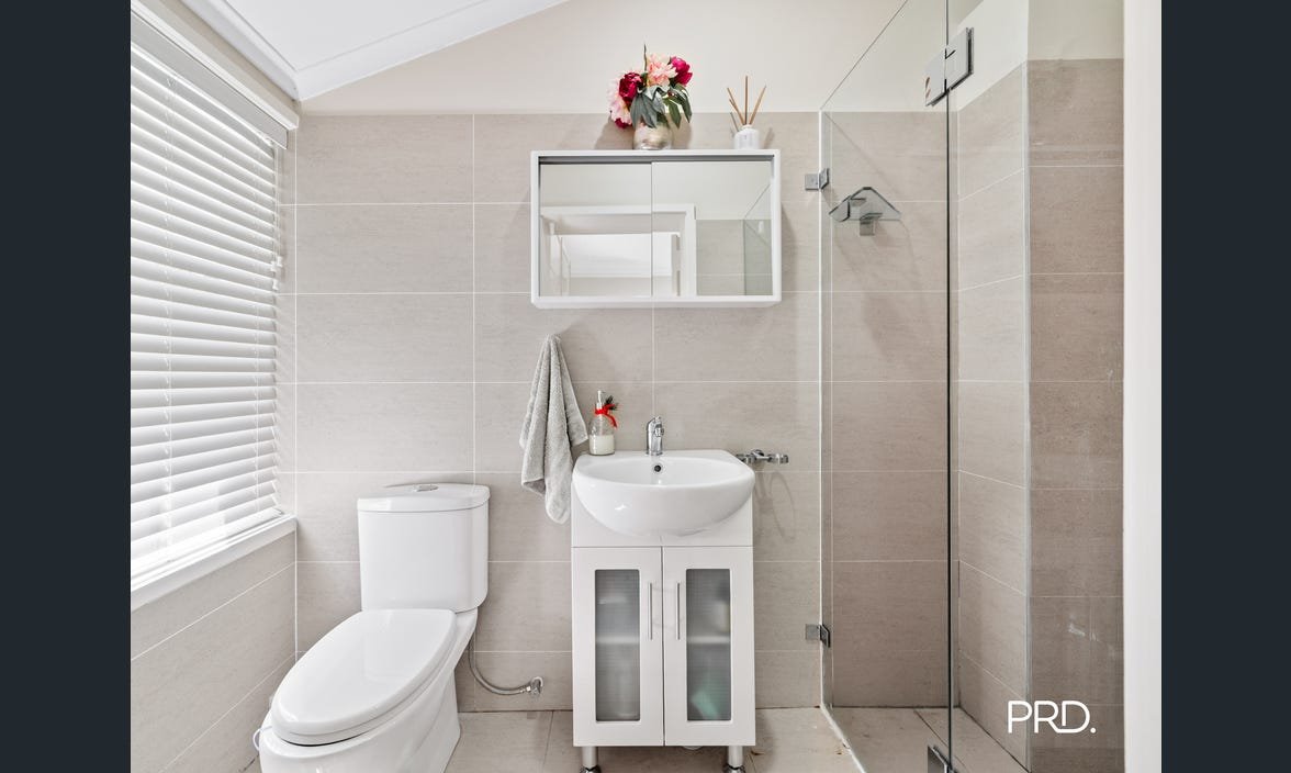 80 River Road Emu Plains 9