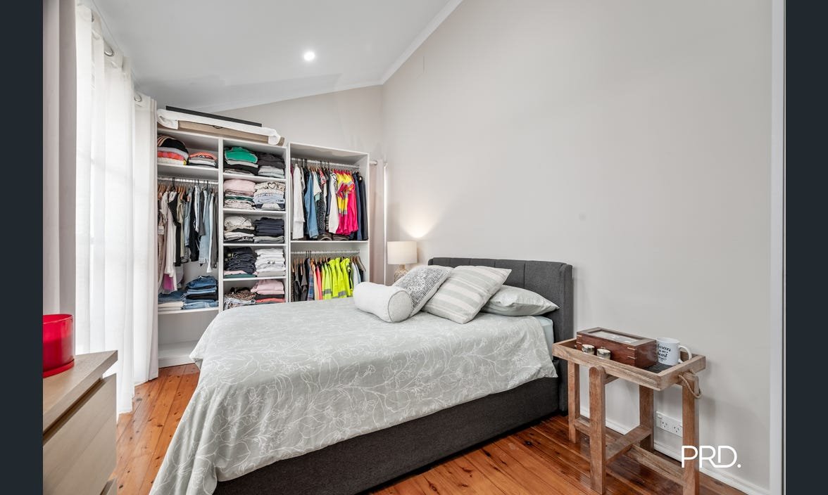80 River Road Emu Plains 16