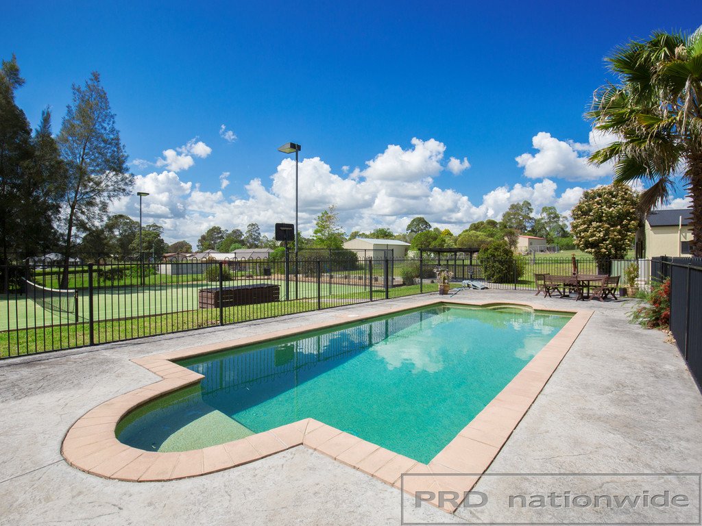 80 River Road WINDELLA 4