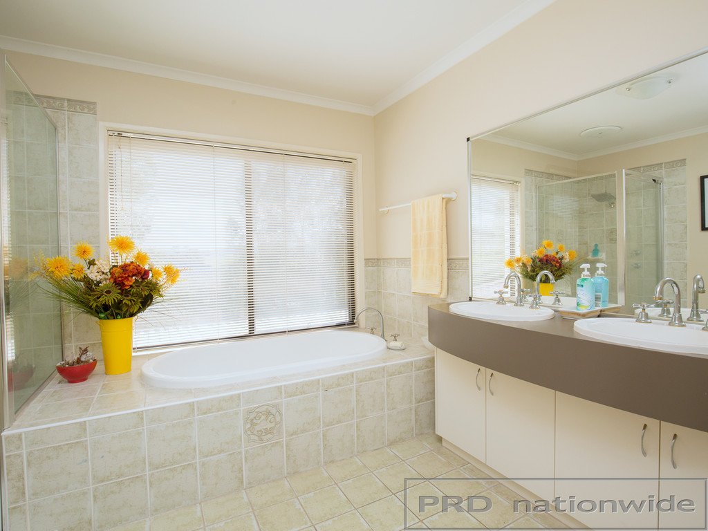 80 River Road WINDELLA 18