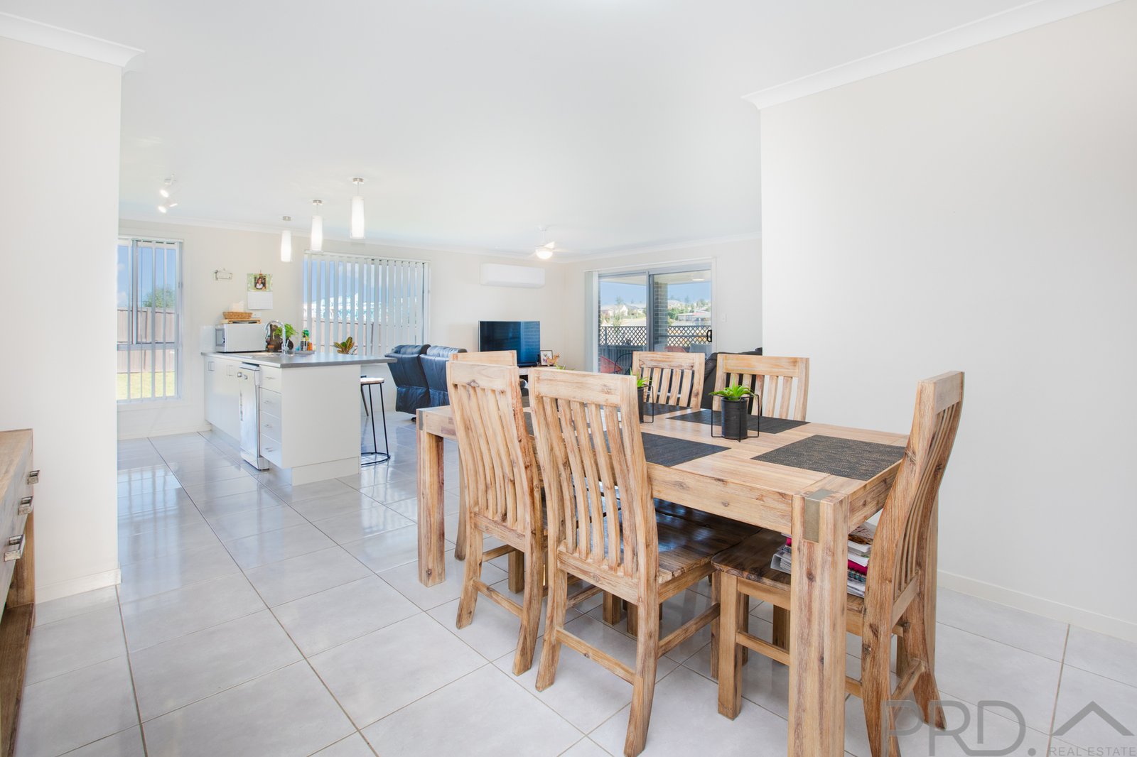 80 Saddlers Drive GILLIESTON HEIGHTS 3