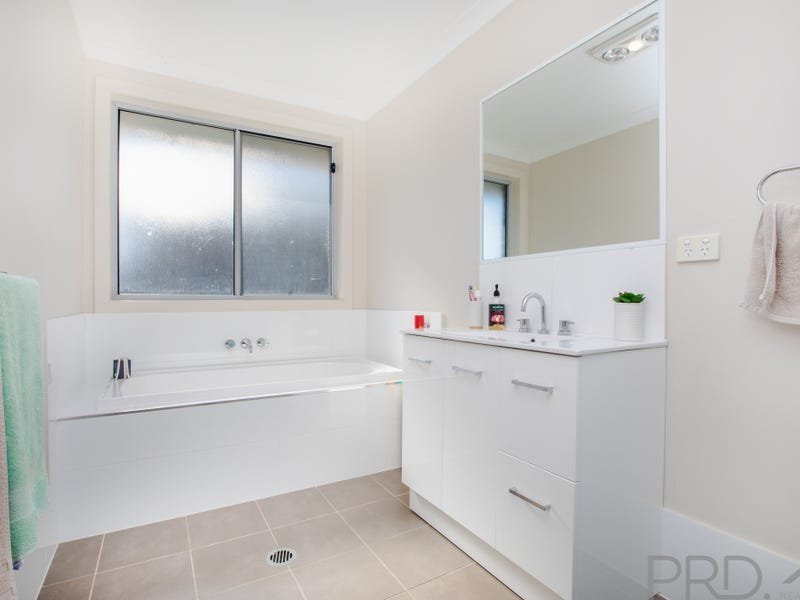 80 Saddlers Drive GILLIESTON HEIGHTS 18